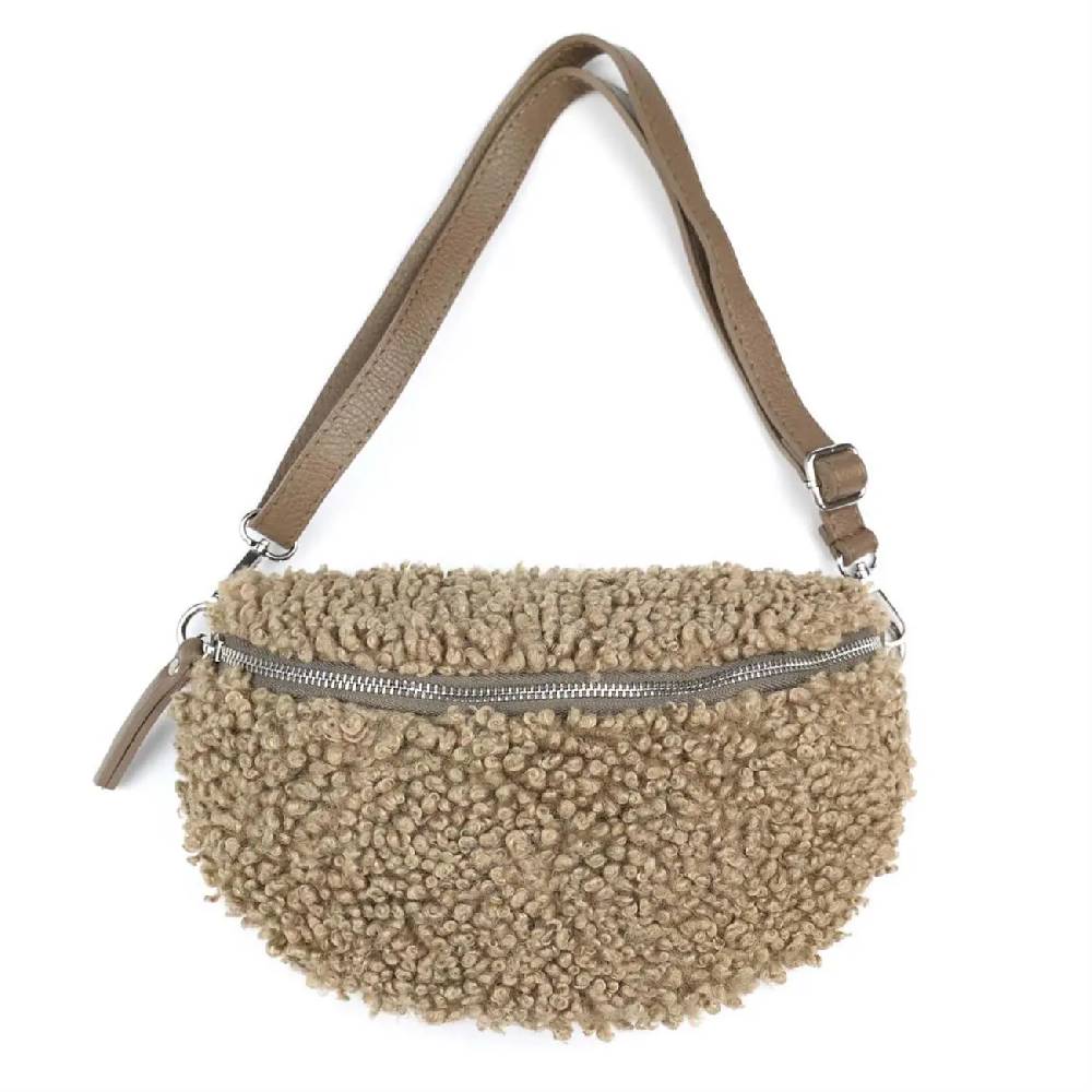 OBC Made in Italy Damen Teddyfell Tasche Leder Jeans Plüsch Bauchtasche Hüfttasche Schultertasche Bodybag Umhängetasche Crossbody Teddyplüsch Handytasche Crossbag Gürteltasche Riesige Rabatte
