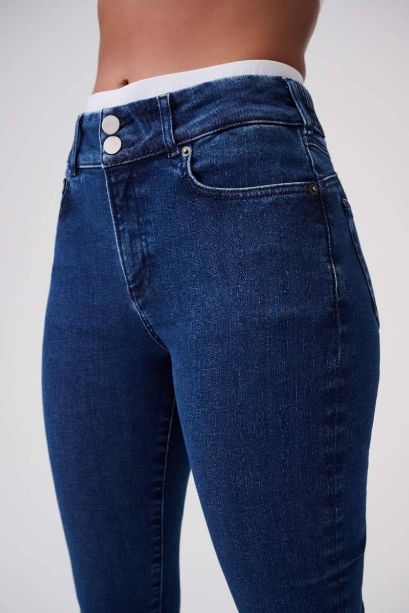 Item M6 Slim High Rise Denim Tägliche Deals