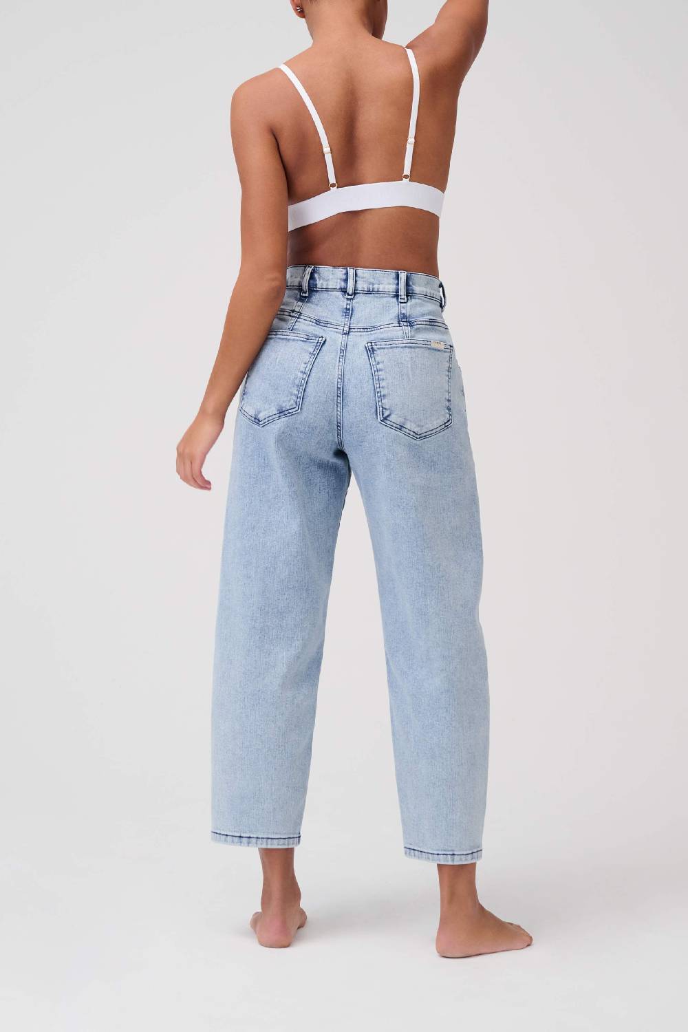 Item M6 Relaxed Denim High Rise Pants Sonderangebote