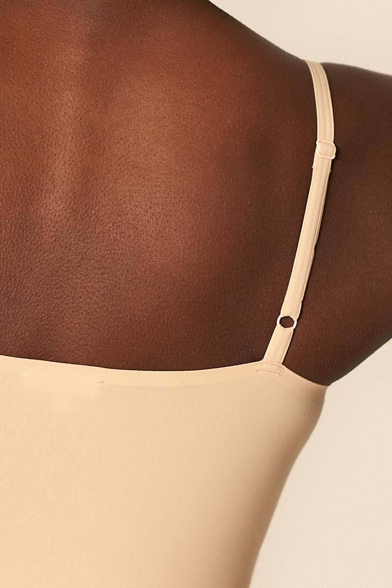 Item M6 Mama Strappy Top JETZT KAUFEN