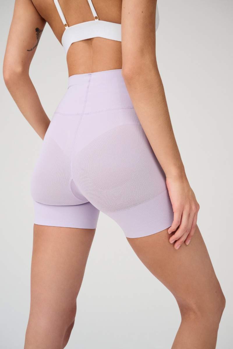 Item M6 Beauty Girl Shorts Vierteljährliche Förderung
