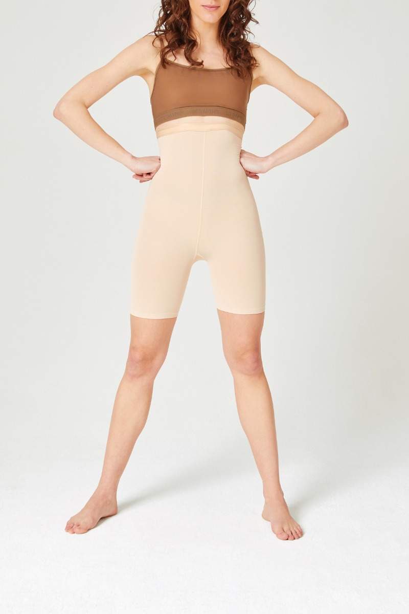Item M6 Beauty High Rise Shorts Bis zu 55% Rabatt