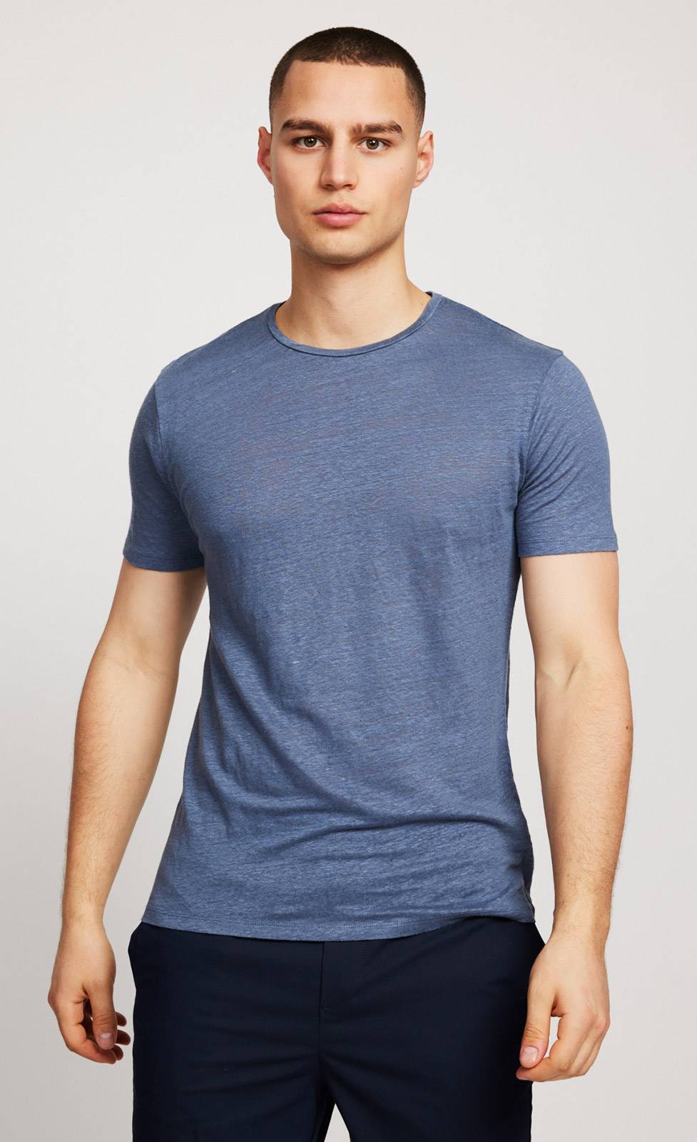 Kiefermann Laine Leinen Rundhals-T-Shirt im Angebot