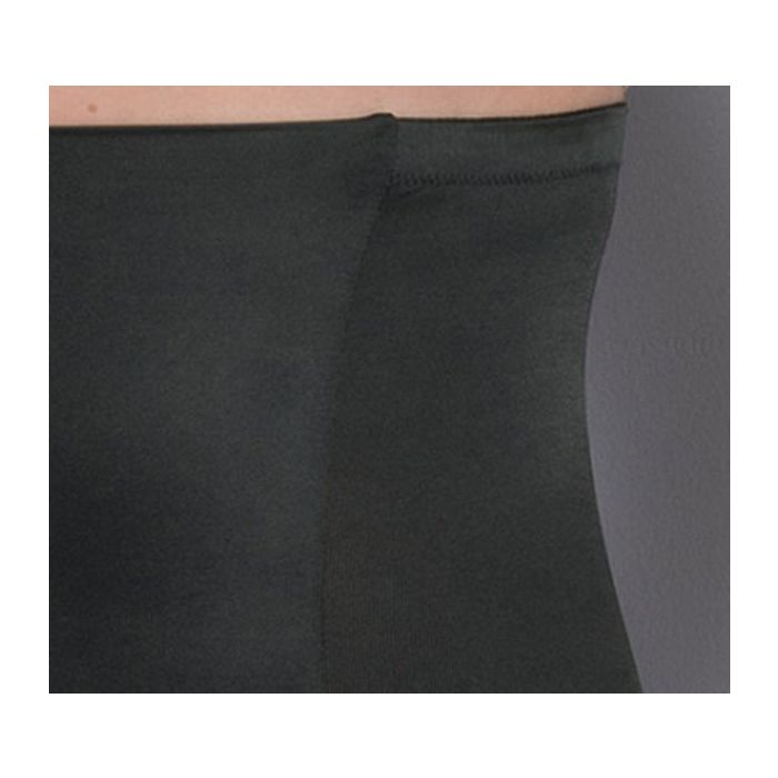 Rosa Faia Miederhose - TWIN SHAPER 2025