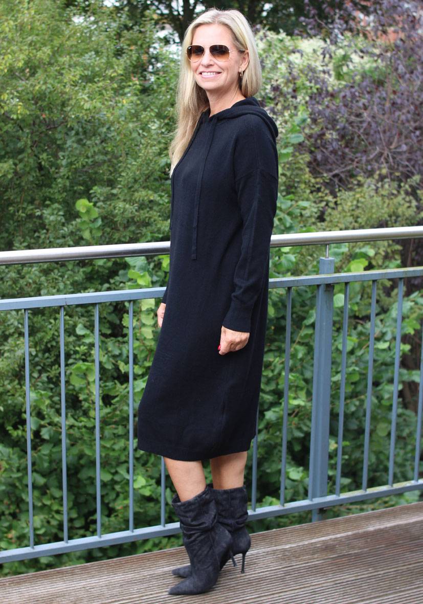 Miss Goodlife Dress Knitted Hoodie long – black Flash Sale