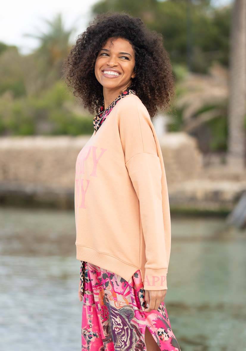 Miss Goodlife V-Neck Happy Day – puder zollfrei