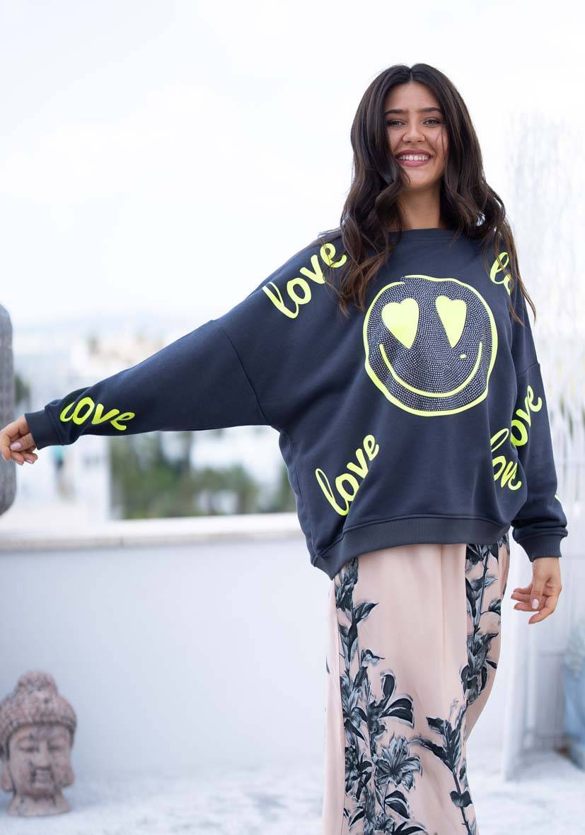 Miss Goodlife Roundneck Love Heartface Strass – anthracite Online Shopping