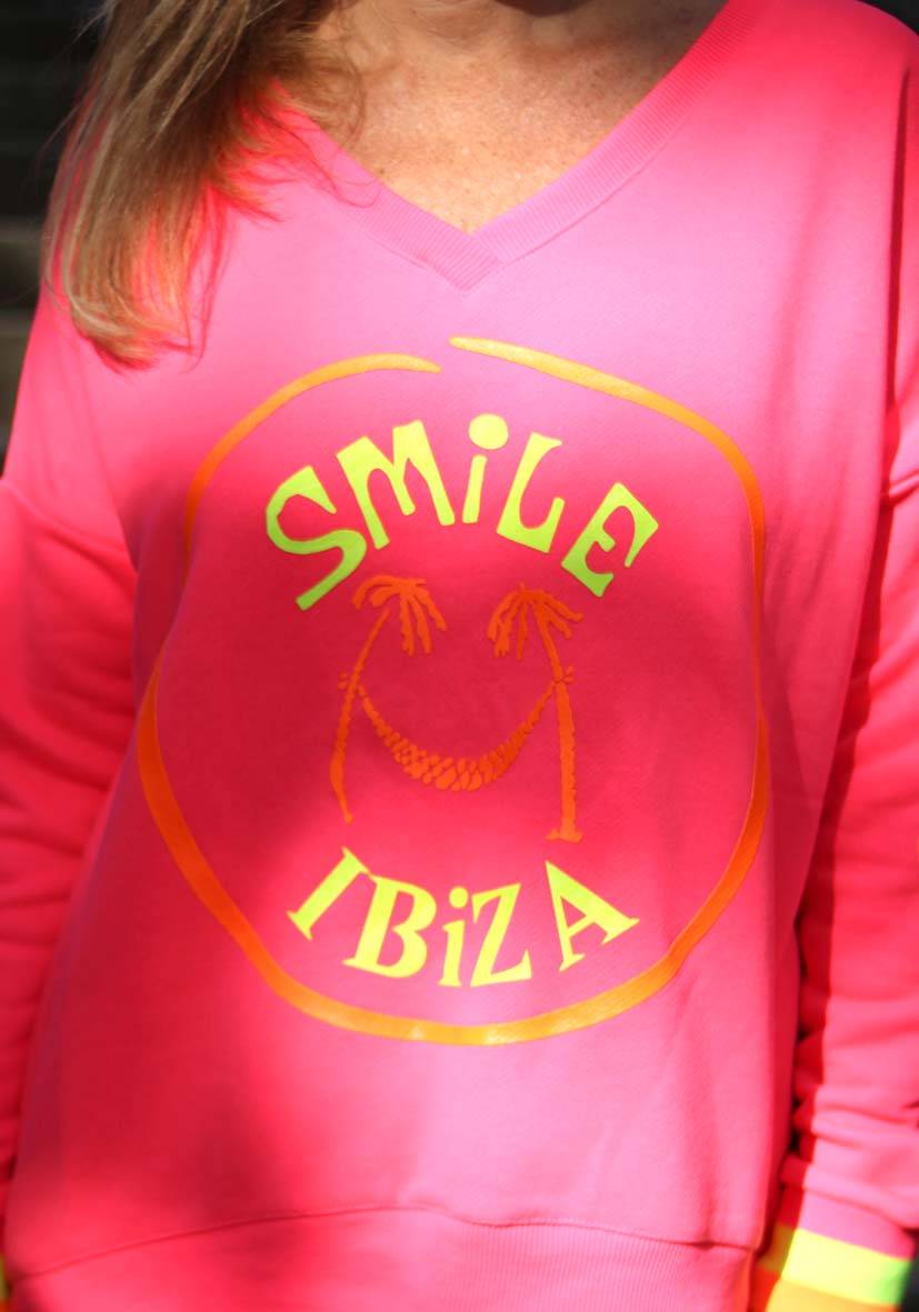 Miss Goodlife V-Neck Smile Ibiza – neonpink Super Sparpreis