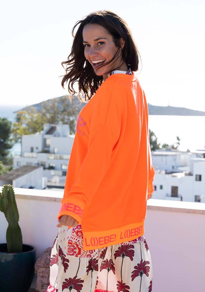 Miss Goodlife V-Neck L(i)ebe Strass – neonorange Bis zu 50% Rabatt