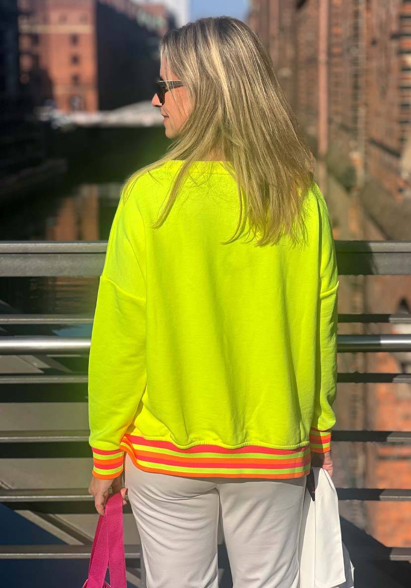 Miss Goodlife V-Neck Liebe – neonyellow Sonderangebot der Fabrik