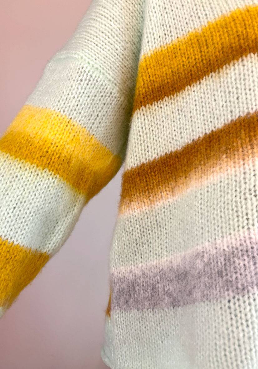Miss Goodlife Pullover gebrushed mit multicolor Stripes – mint Neuheiten