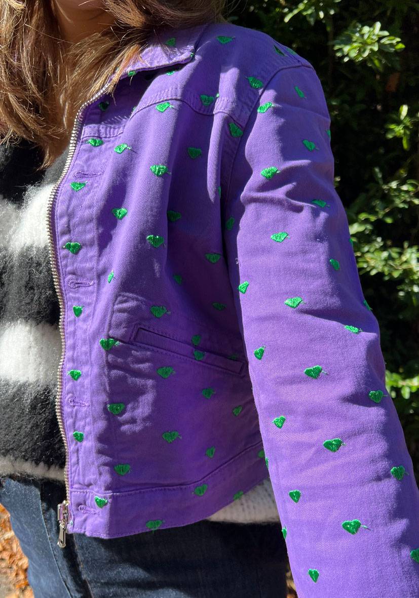 Miss Goodlife Kurze Jeansjacke Hearts – lila Nur noch ein Tag übrig
