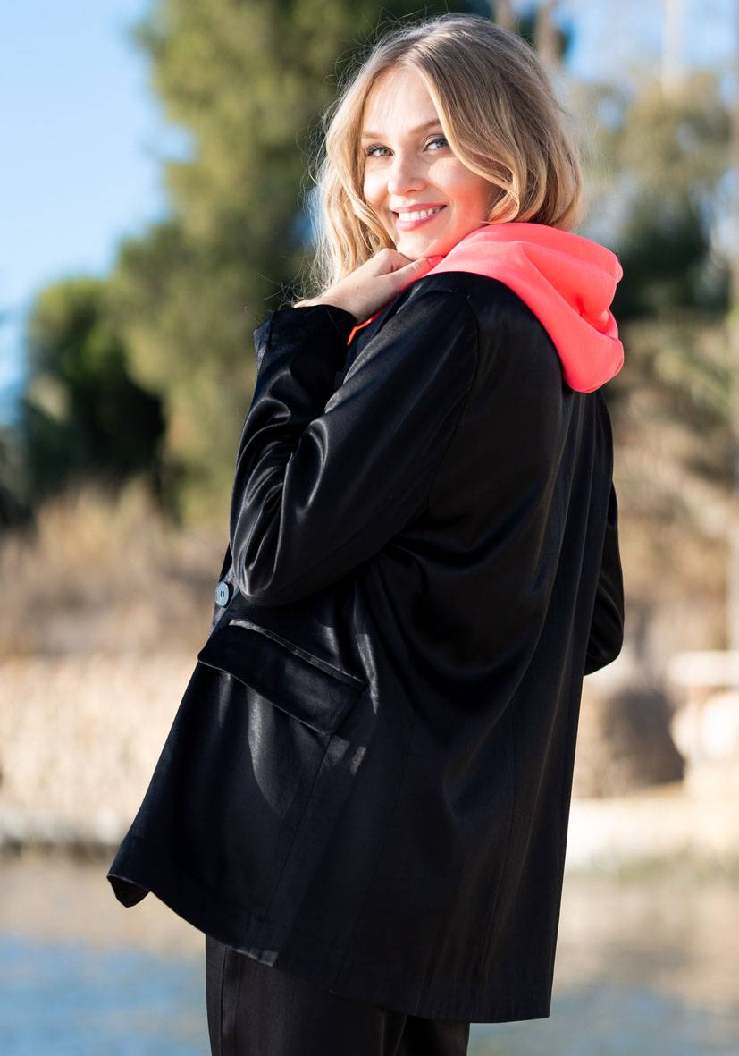 Miss Goodlife Blazer Satin – black Online