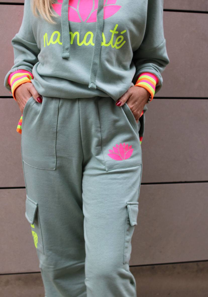 Miss Goodlife Pants Good Energy Namasté – almond Neueste Mode