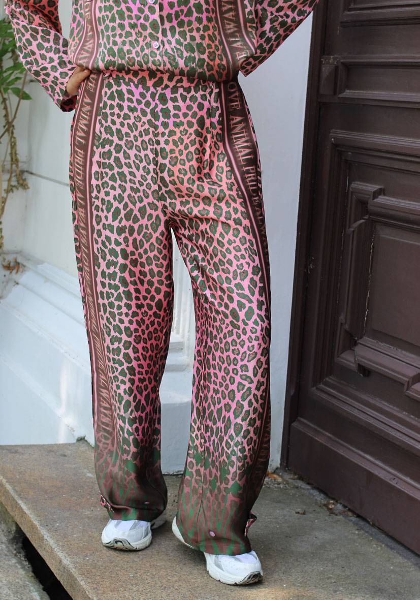 Miss Goodlife Pants Always love Leo Bestseller