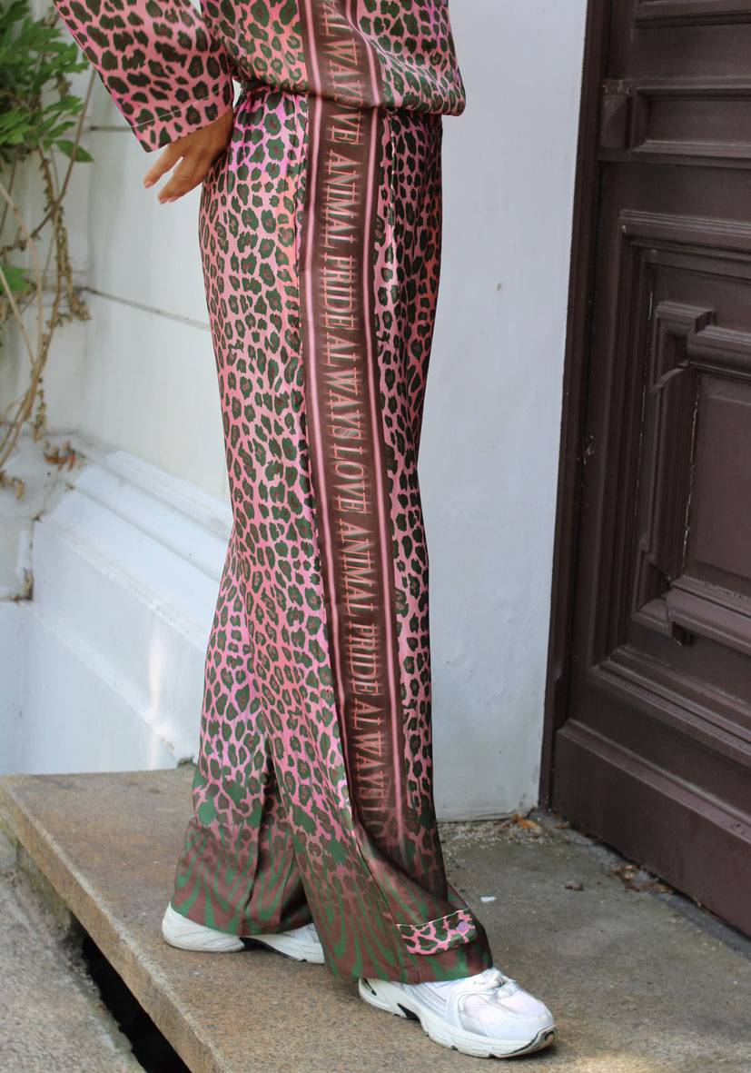 Miss Goodlife Pants Always love Leo Bestseller