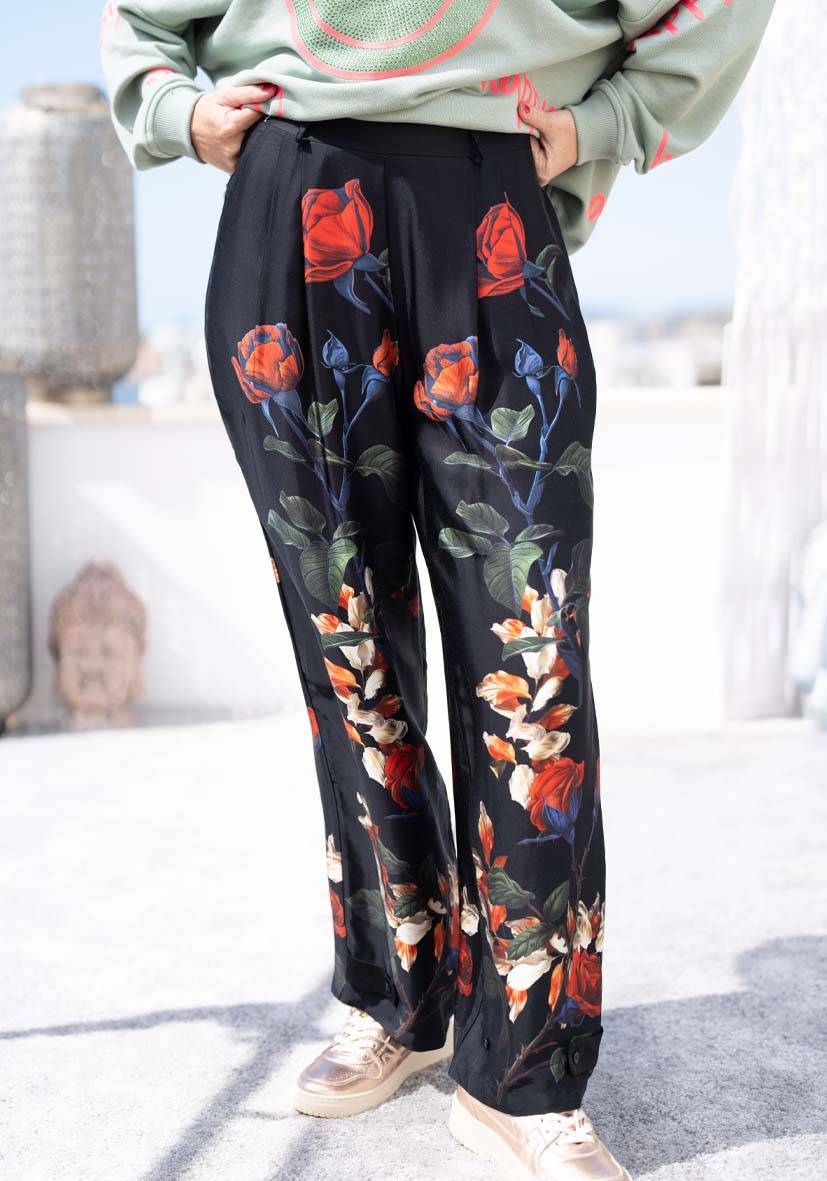Miss Goodlife Pants Roses – black Saisonale Angebote