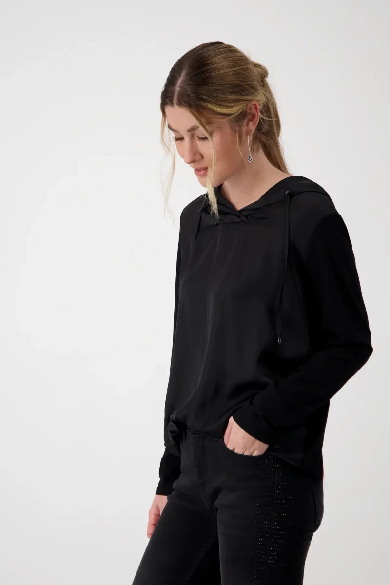 Monari Satin Blusenshirt mit Kapuze Bis zu 60% Rabatt