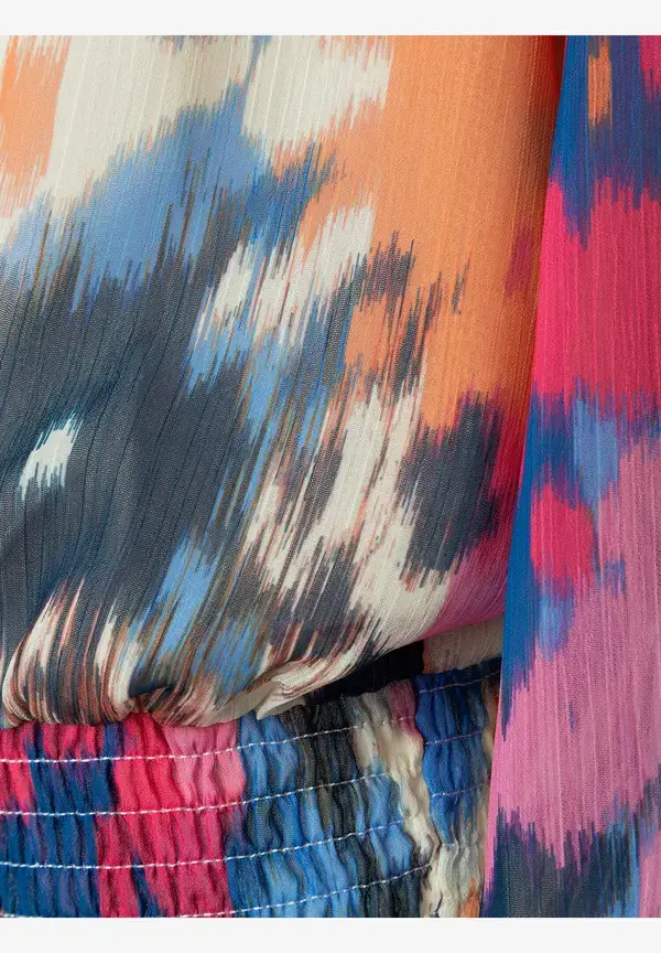 More & More Chiffonbluse mit abstraktem Print, Frühjahrs-Kollektion Im Verkauf
