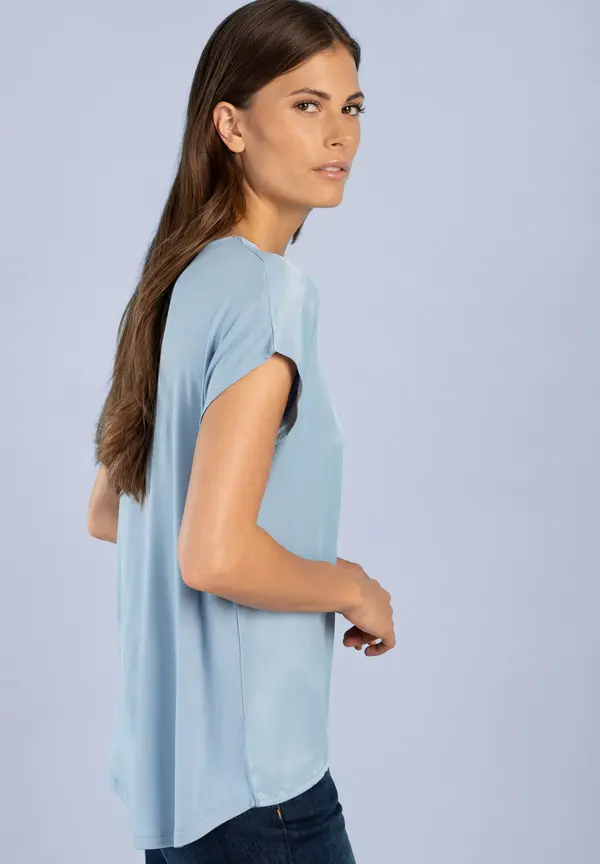 More & More Shirt mit Satinfront, hellblau Flash Sale