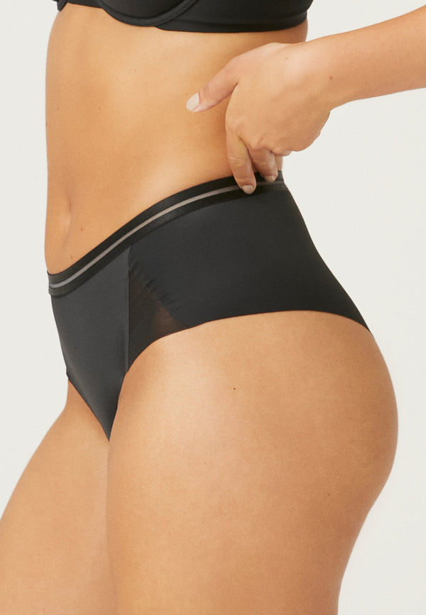 Naturana Clean Cut Panty mit Mesh-Details - Schwarz Kostenloser Versand international