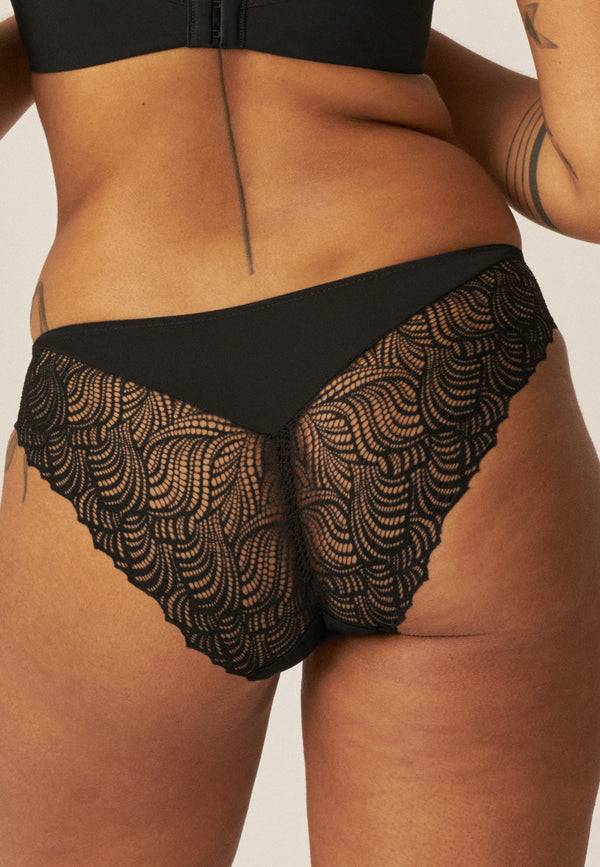 Naturana Slip mit Spitzendetails - Schwarz zollfrei