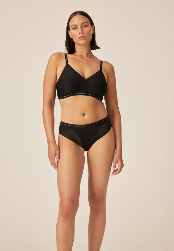 Naturana Clean Cut Slip mit Mesh-Details - Schwarz Schlussverkauf