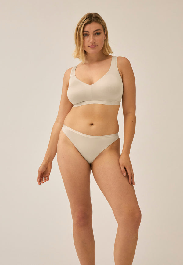 Naturana String - Light Beige Exklusivangebot