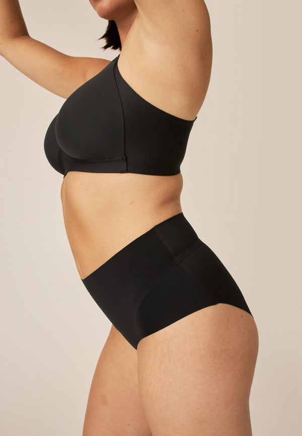 Naturana High Waist Slip mit leichtem Shape-Effekt - Schwarz Bis zu 65% Rabatt