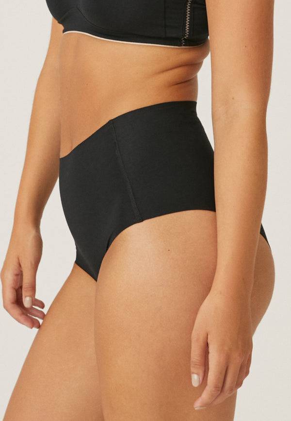 Naturana Taillenslip - Schwarz Nur noch ein Tag übrig