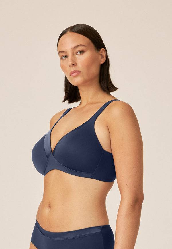 Naturana Bügelloser BH mit Schale und Glanzband - Navy Online