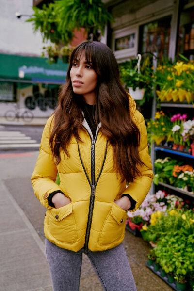 Navahoo Navahoo Megan Damen Winter Steppacke mit Kapuze im Angebot