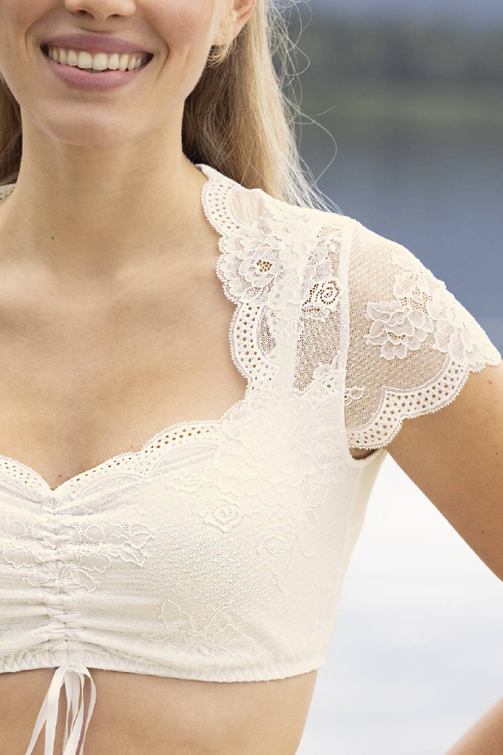 Nina Von C. Dirndl-Bluse Sybille, kurzarm Sonderangebot der Fabrik