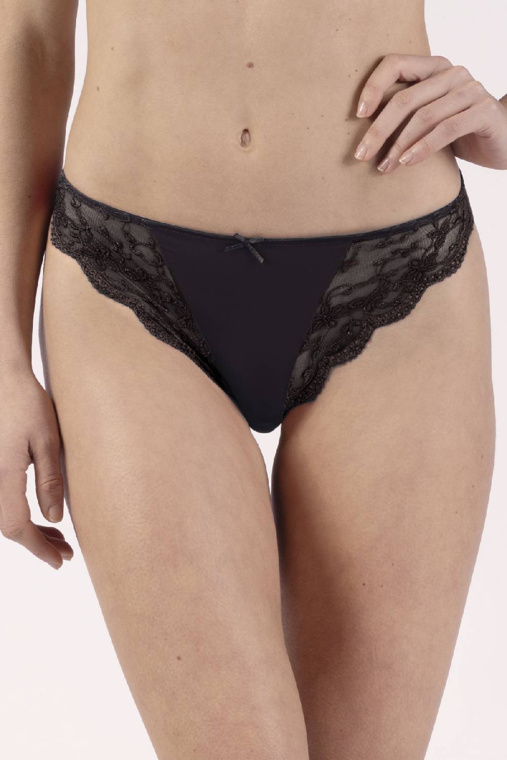 Nina Von C. String, SILVER EDITION Letzte 3 Tage