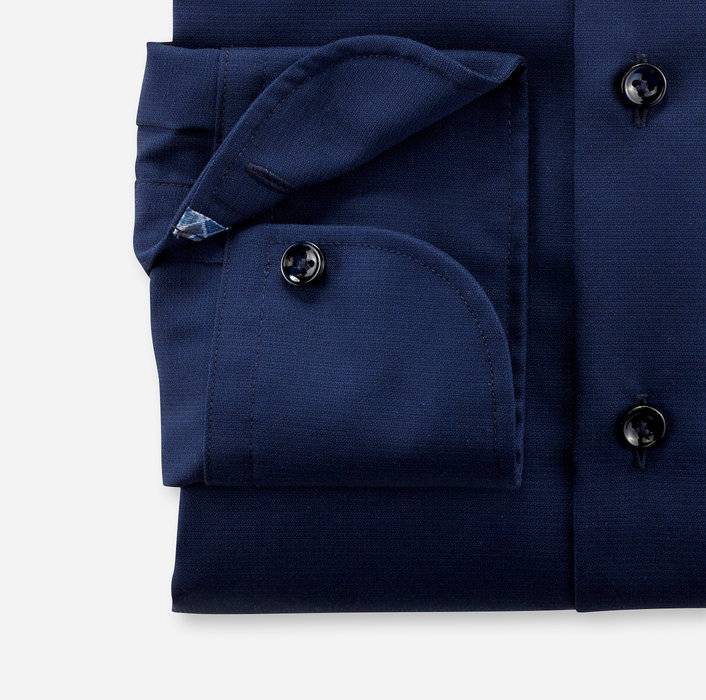 Oblymp SIGNATURE, Businesshemd, tailored fit, SIGNATURE Kent, Nachtblau Nur noch ein Tag übrig