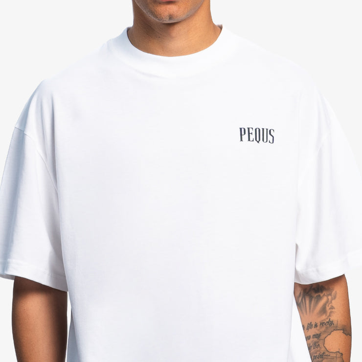 Pequs Chest Logo T-Shirt Neueste Stile