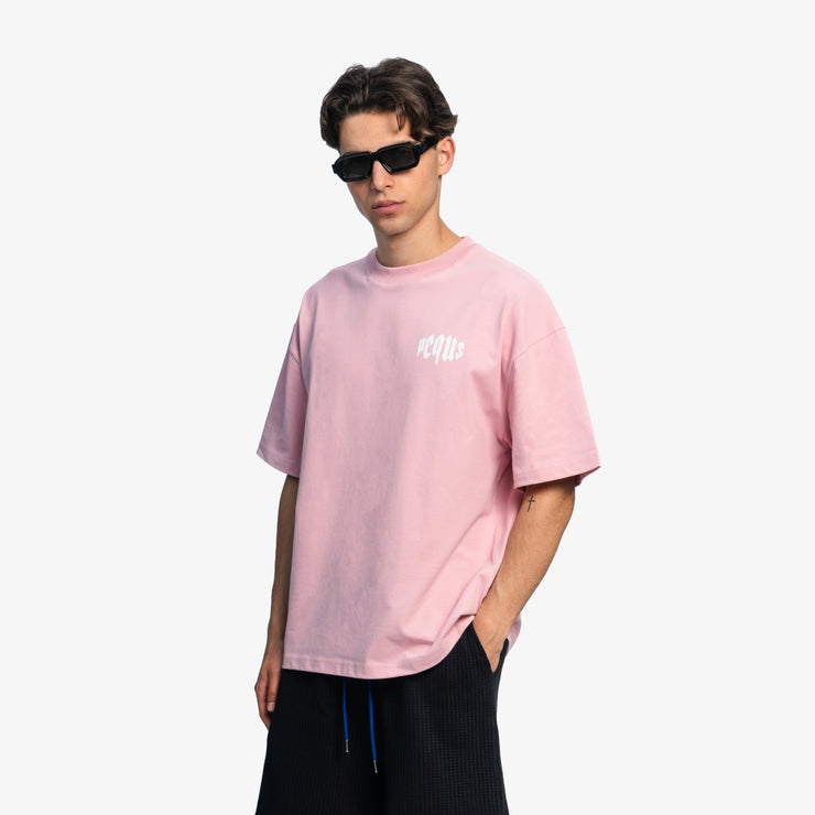 Pequs Mythic Chest Logo T-Shirt Sonderangebote