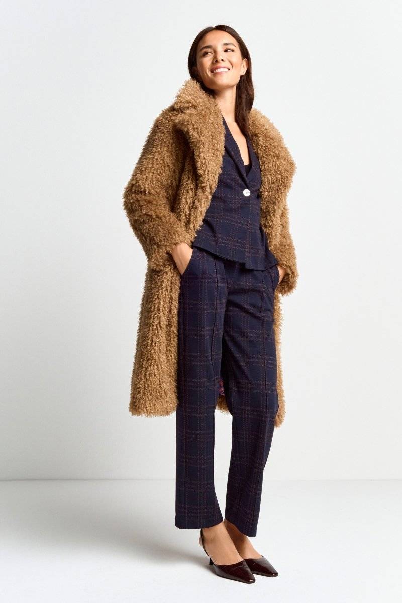 Eich & Royal Oversized-Mantel aus Kustfell JETZT KAUFEN