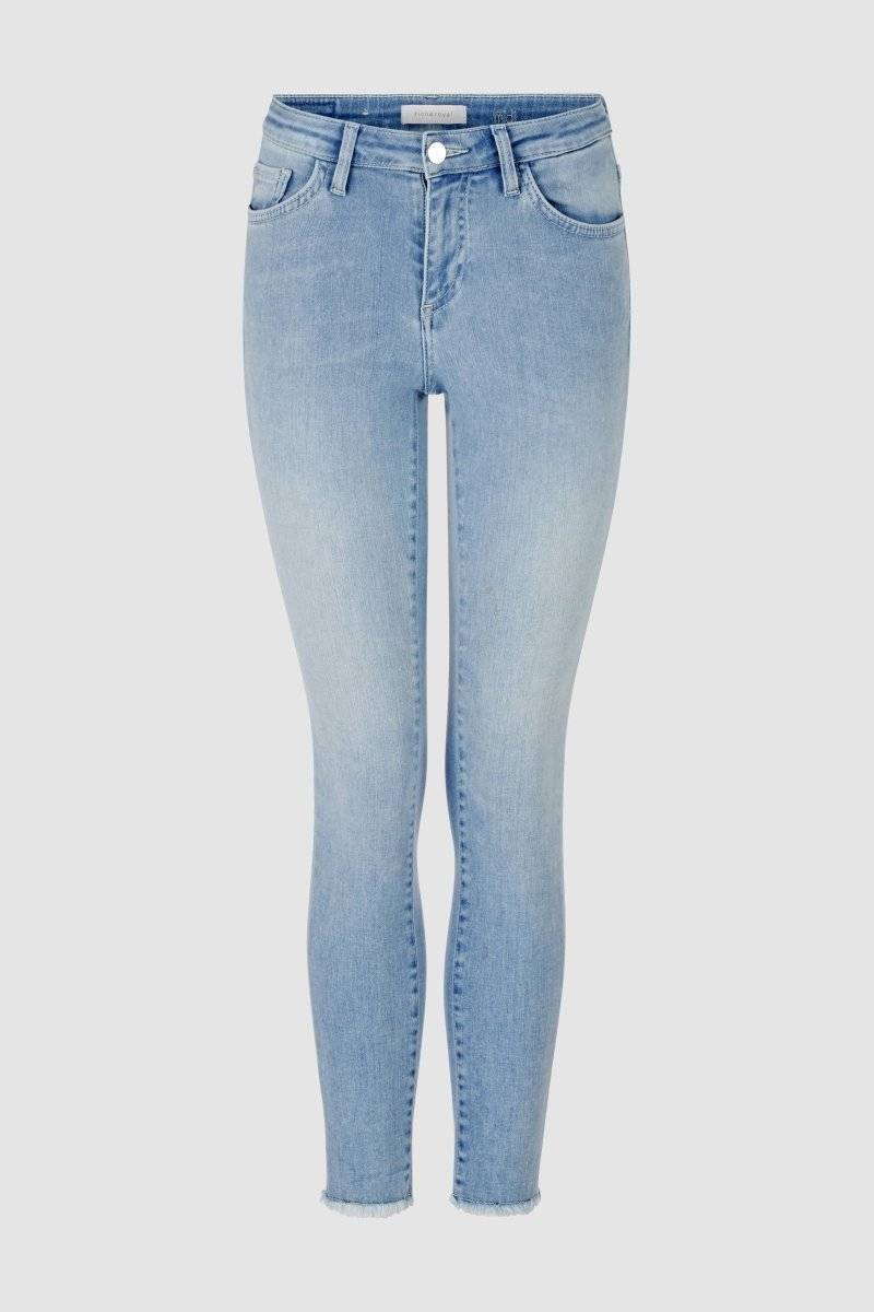 Eich & Royal Denim in figurnahem Schnitt Tägliche Deals