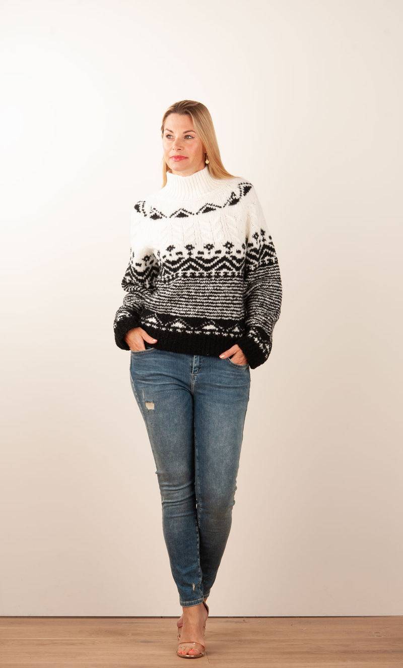 Grace Pullover Schwarz | Weiß 50% Rabatt für begrenzte Zeit