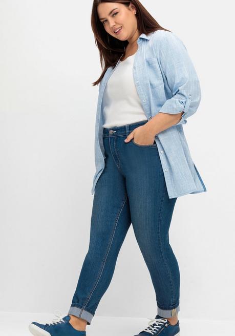 sheego Schmale Jeans mit Kontrastnähten - blue Denim sheego Tägliche Deals