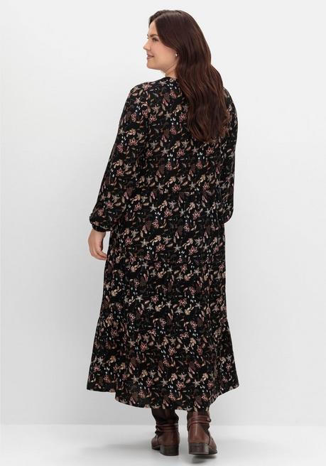 sheego Gestuftes Maxikleid mit Alloverprint - schwarz bedruckt sheego Schlussverkauf