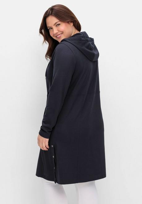 sheego Kapuzenkleid mit Seitenschlitzen und Knopfleiste - tiefblau sheego Valentinstagsangebot