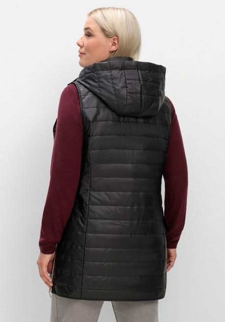 sheego Longweste mit Kapuze und Kontrastdetails - schwarz sheego Zeitbegrenzte Promotion