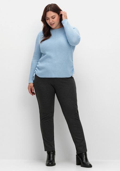 sheego Strickpullover mit Rippmuster und Raffung seitlich - eisblau sheego Riesige Rabatte