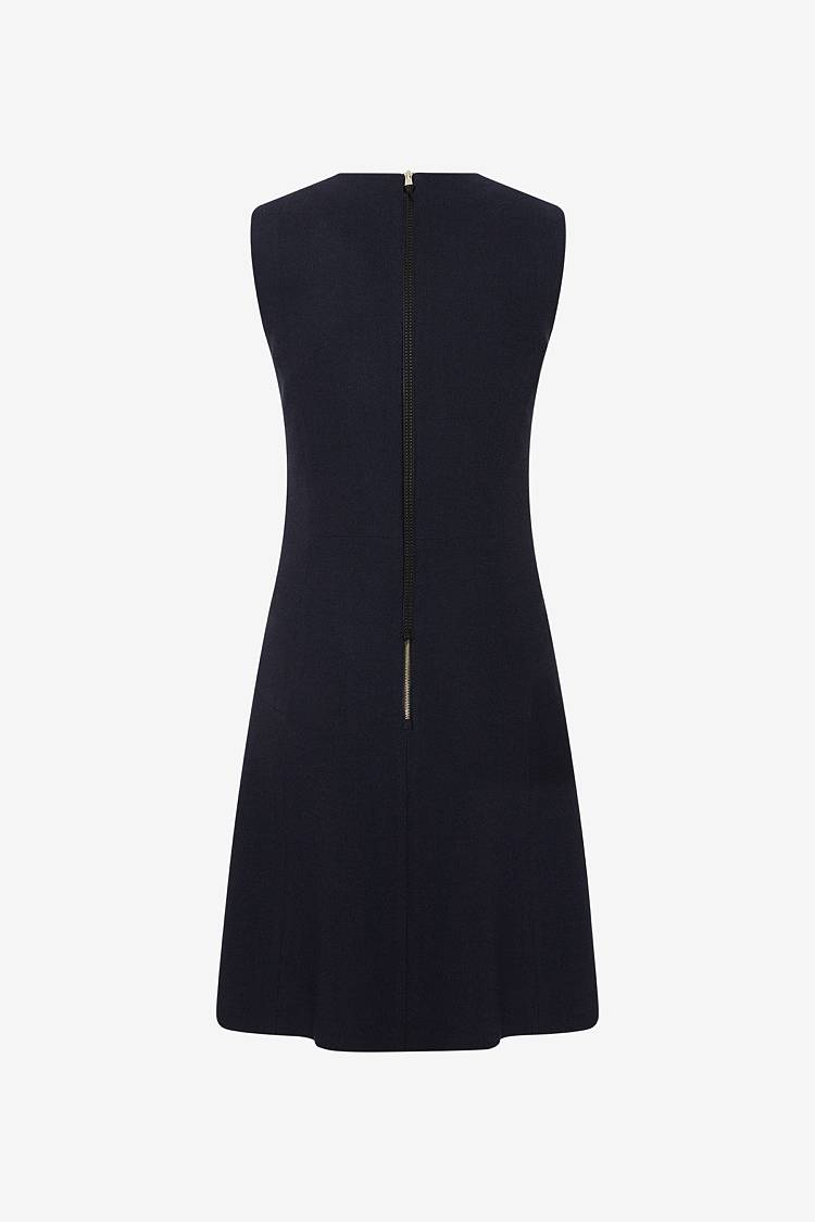Sly 010 Ärmelloses tailliertes Kleid mit Kellerfalte Weihnachtsangebot