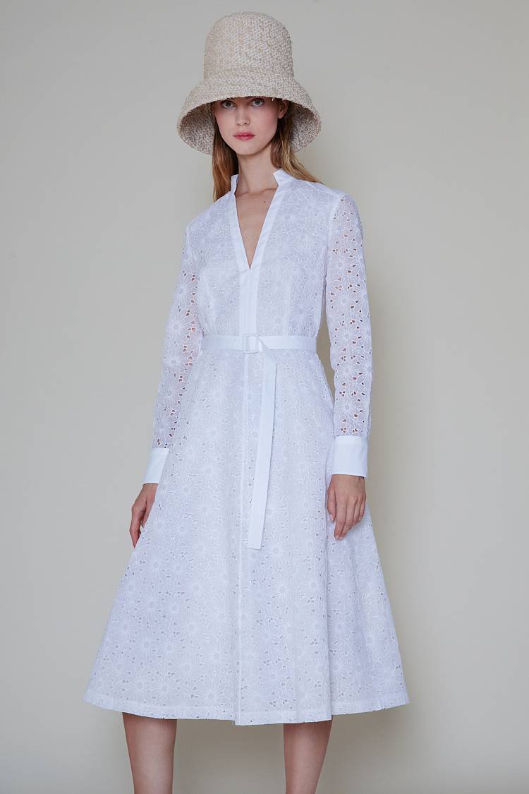 Sly 010 Spitzenkleid Exklusivangebot