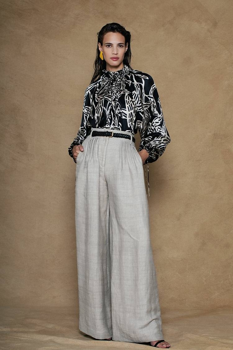 Sly 010 Seidenbluse mit gekräuseltem Kragen Begrenzt auf 3 Tage
