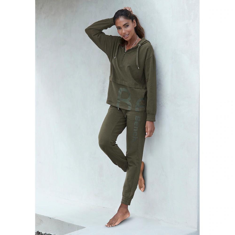 Bench. Loungewear Homewearhose mit Reißverschluss Taschen Loungeanzug 50% Rabatt mit kostenlosem Versand
