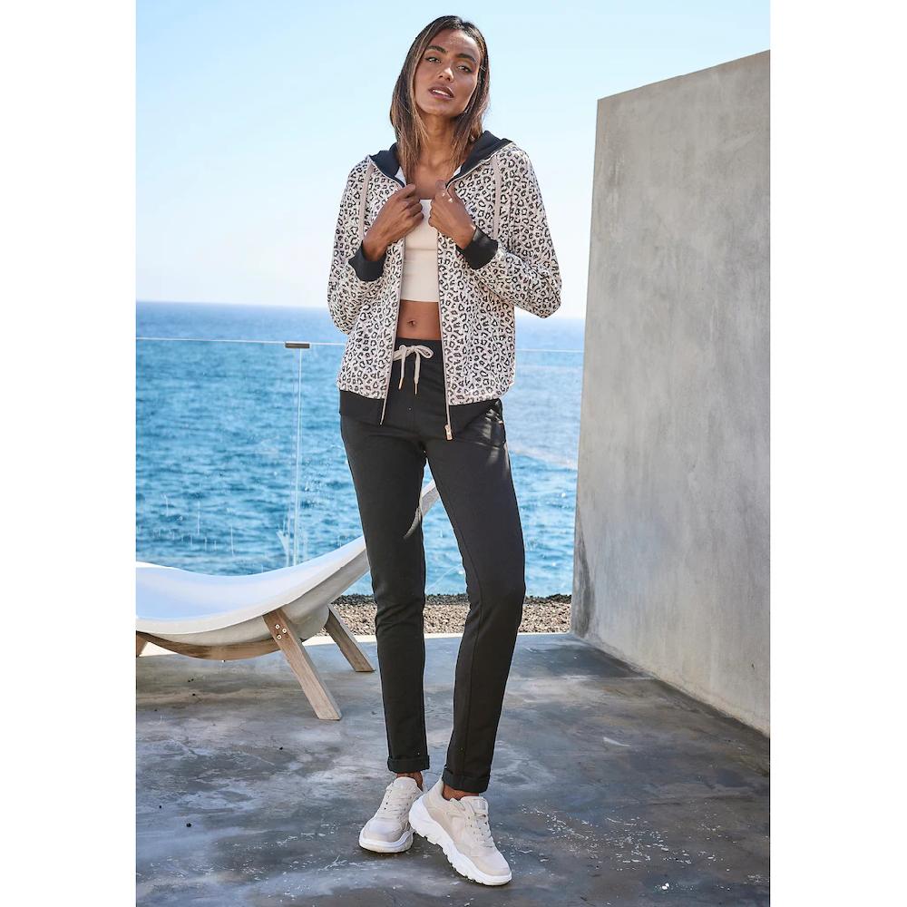 LASCANA Loungepants mit modischem Umschlagsaum Loungeanzug Fabrik Onlineshop